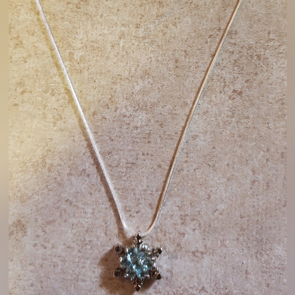 COPY - New aquamarine color snowflake 925 stamped 20" necklace - Picture 7 of 9